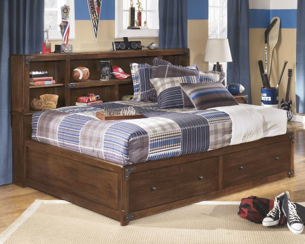 Picture of DELBURNE FULL STORAGE BED