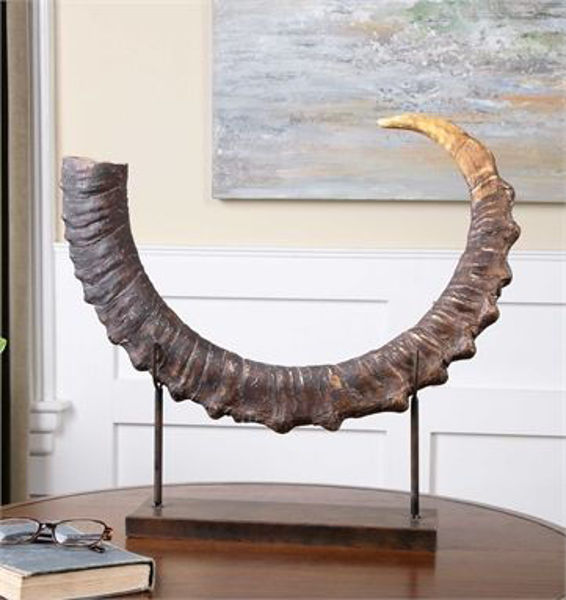 Picture of SABLE ANTELOPE HORN SCULPTURE