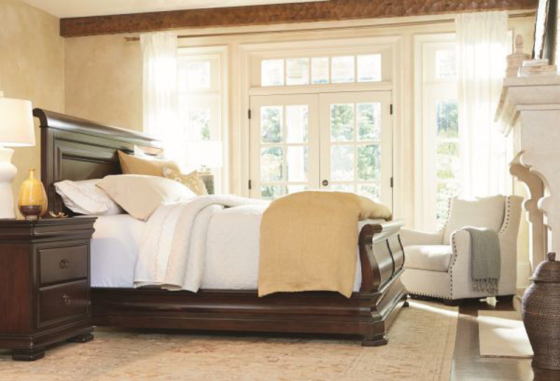 Picture of REPRISE QUEEN SLEIGH BED