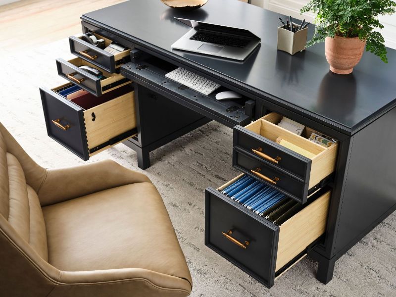 Picture of ALEXANDER 66" EXECUTIVE DESK